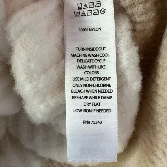 Jessica Simpson Cream and Tan Button up super soft fuzzy Cardigan sweater EUC - Picture 4 of 5